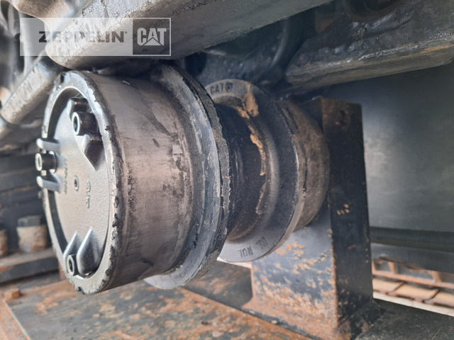 Bager guseničar Cat 390FL: slika 23