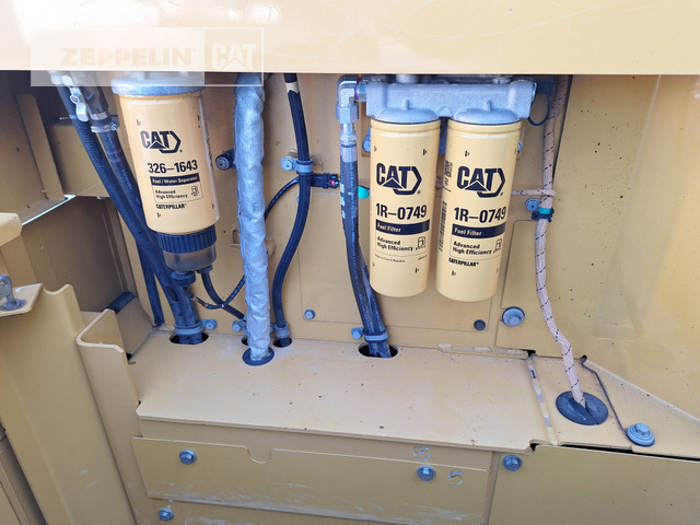 Bager guseničar Cat 390FL: slika 34