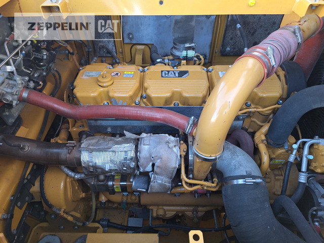 Bager guseničar Cat 390FL: slika 36