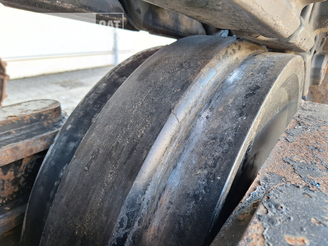 Bager guseničar Cat 390FL: slika 14