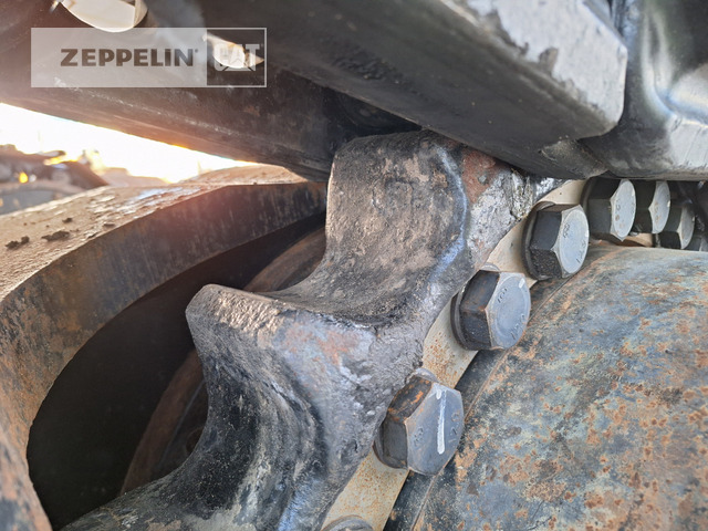 Bager guseničar Cat 390FL: slika 24