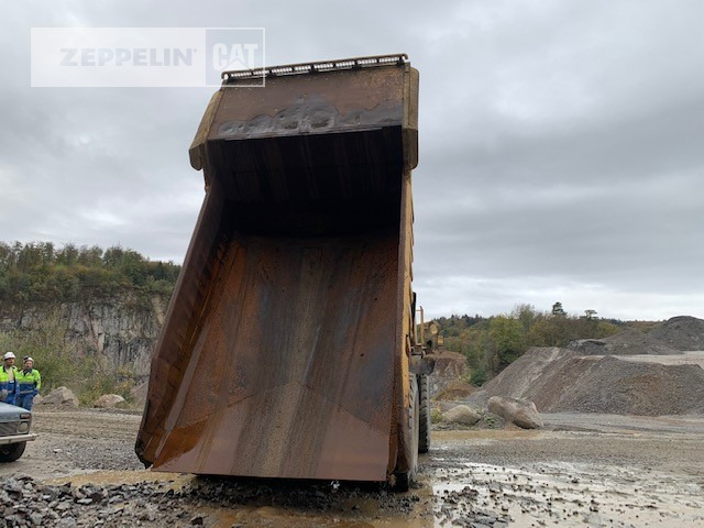 Kiper sa krutom šasijom/ Kiper za kamen Cat 769: slika 8