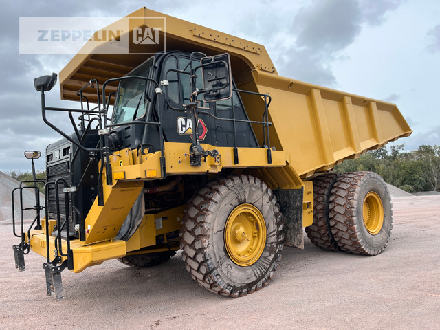 Cat 775G - Kiper sa krutom šasijom/ Kiper za kamen: slika 1 Cat 775G - Kiper sa krutom šasijom/ Kiper za kamen: slika 1