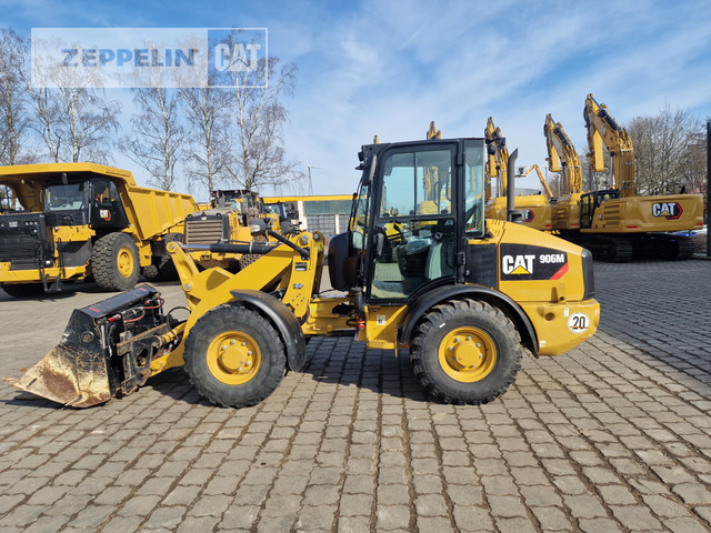 Cat 906M - Utovarivač točkaš: slika 3 Cat 906M - Utovarivač točkaš: slika 3