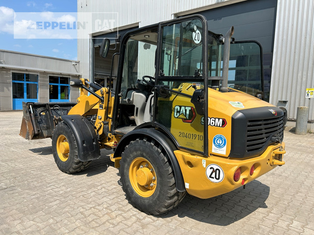 Cat 906M - Utovarivač točkaš: slika 2 Cat 906M - Utovarivač točkaš: slika 2