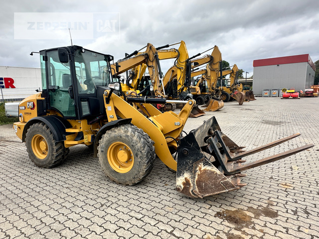 Cat 908M - Utovarivač točkaš: slika 4 Cat 908M - Utovarivač točkaš: slika 4