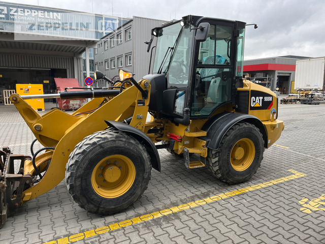 Cat 908M - Utovarivač točkaš: slika 3 Cat 908M - Utovarivač točkaš: slika 3