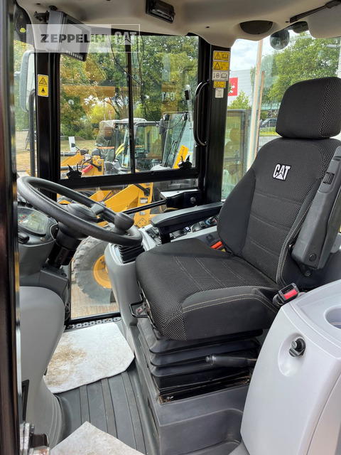 Utovarivač točkaš Cat 910-14A: slika 16
