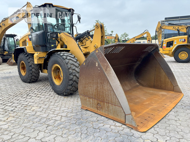 Cat 926M - Utovarivač točkaš: slika 2 Cat 926M - Utovarivač točkaš: slika 2