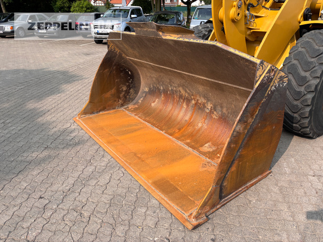 Cat 938K - Utovarivač točkaš: slika 5 Cat 938K - Utovarivač točkaš: slika 5
