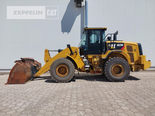 Cat 962M - Utovarivač točkaš: slika 2 Cat 962M - Utovarivač točkaš: slika 2