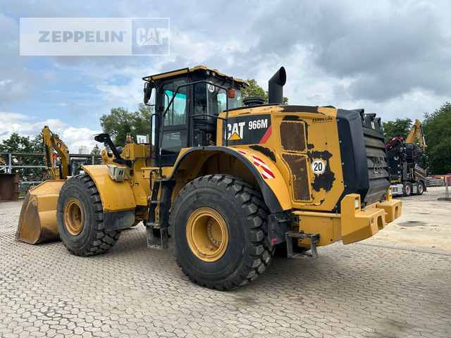 Cat 966M - Utovarivač točkaš: slika 2 Cat 966M - Utovarivač točkaš: slika 2