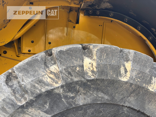 Utovarivač točkaš Cat 972M: slika 12