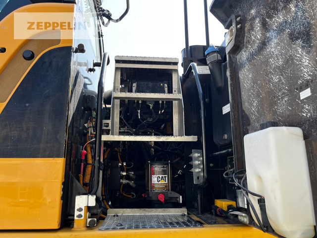 Bager točkaš Cat M318F: slika 21 Bager točkaš Cat M318F: slika 21