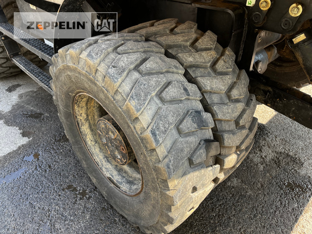 Bager točkaš Cat M318F: slika 12 Bager točkaš Cat M318F: slika 12