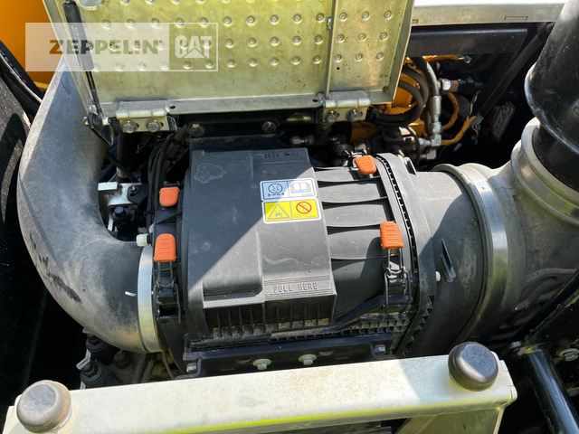 Bager točkaš Cat M318F: slika 23 Bager točkaš Cat M318F: slika 23