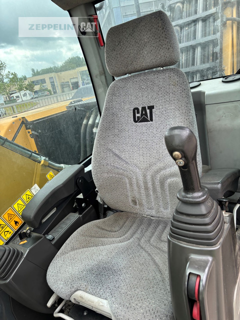 Bager za obradu otpada/ Industrije Cat MH3022-06C: slika 8