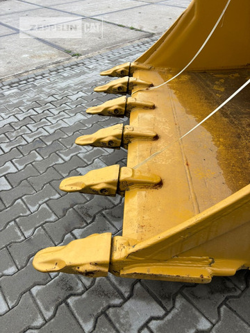 Cat TL2000 - Kašika za bager: slika 3 Cat TL2000 - Kašika za bager: slika 3