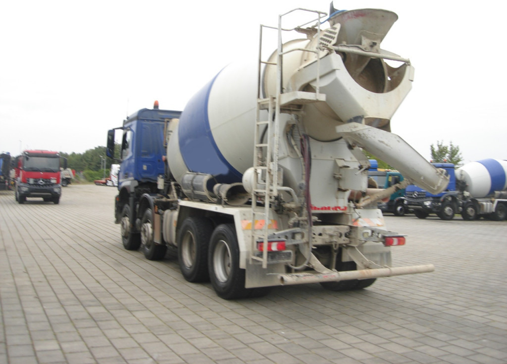 Kamion MERCEDES-BENZ Arocs 3240 B Betonmischer Stetter: slika 9