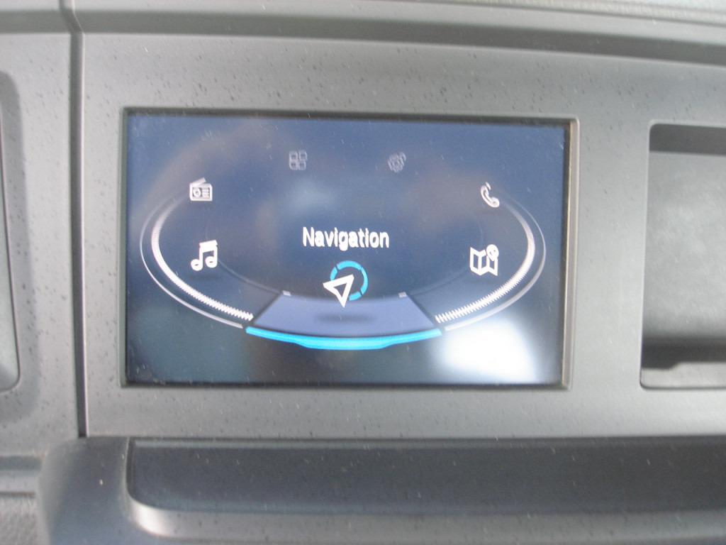 MAN TG-M 15.250 BL Abrollkipper - Kamion sa hidrauličnom kukom: slika 5 MAN TG-M 15.250 BL Abrollkipper - Kamion sa hidrauličnom kukom: slika 5