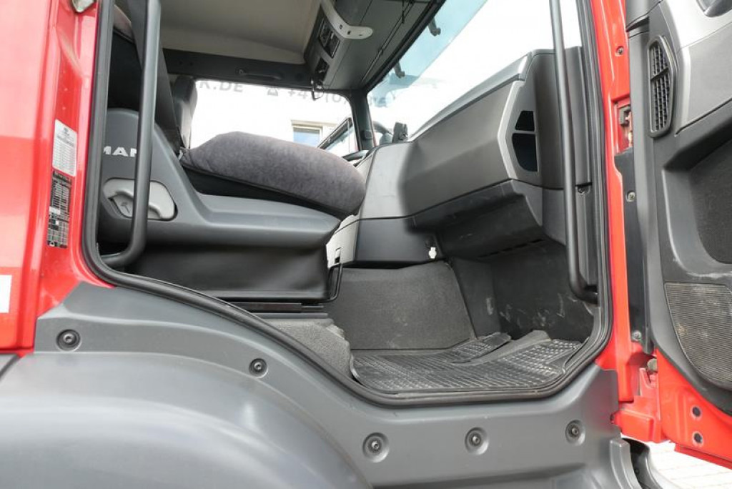 MAN TG-S 26.440 6x6 3-Achs Allradkipper Meiller - Istovarivač: slika 5 MAN TG-S 26.440 6x6 3-Achs Allradkipper Meiller - Istovarivač: slika 5