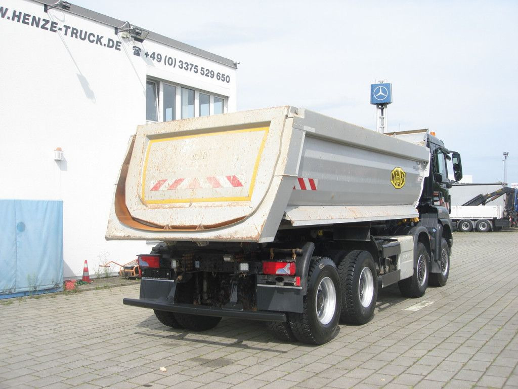 MAN TG-S 35.460 8x6 4 Achs Muldenkipper Meiller 18m³ - Istovarivač: slika 5 MAN TG-S 35.460 8x6 4 Achs Muldenkipper Meiller 18m³ - Istovarivač: slika 5