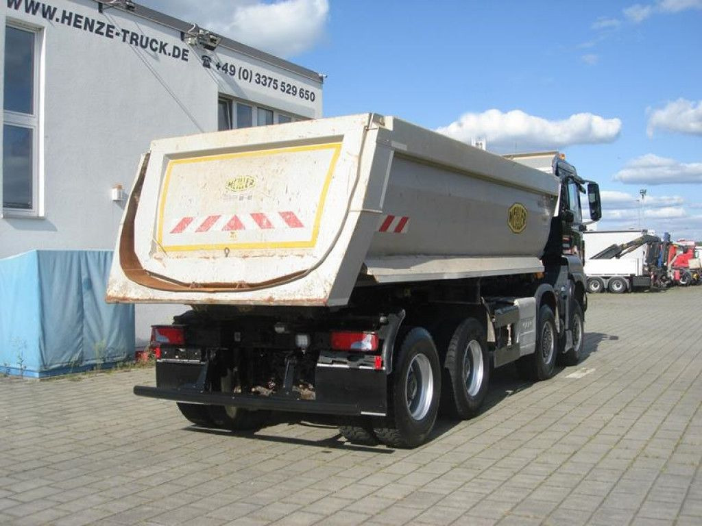 MAN TG-S 35.460 8x6 4 Achs Muldenkipper Meiller 18m³ - Kamion za utovaranje kontejnera: slika 4 MAN TG-S 35.460 8x6 4 Achs Muldenkipper Meiller 18m³ - Kamion za utovaranje kontejnera: slika 4