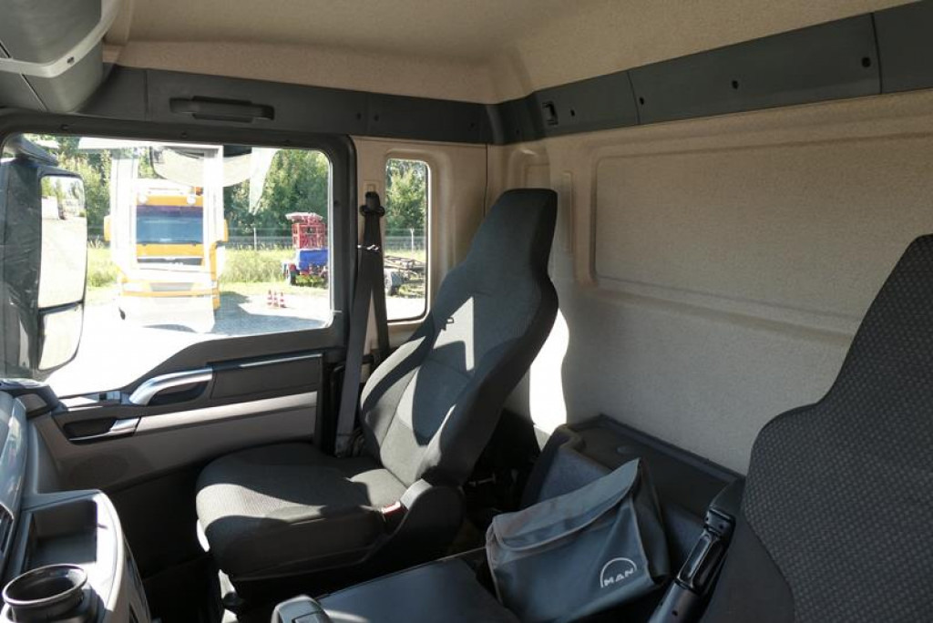 MAN TG-S 35.460 8x6 4 Achs Muldenkipper Meiller 18m³ - Kiper: slika 3 MAN TG-S 35.460 8x6 4 Achs Muldenkipper Meiller 18m³ - Kiper: slika 3