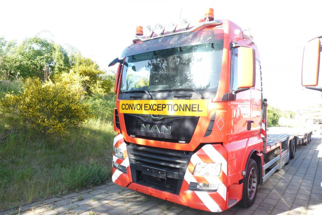 MAN TG-X 24.500 6x2-4 LL-U Pritsche Maschinentranspo - Kamion za prevoz automobila: slika 4 MAN TG-X 24.500 6x2-4 LL-U Pritsche Maschinentranspo - Kamion za prevoz automobila: slika 4