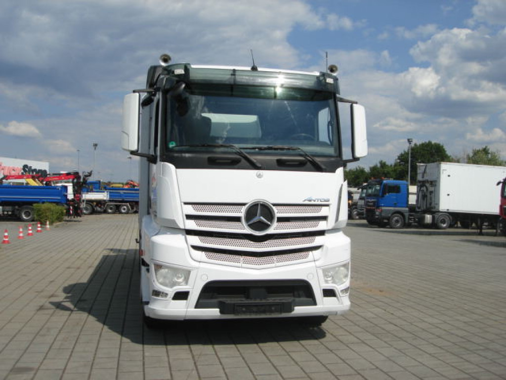 Kamion sa tovarnim sandukom, Kamion sa dizalicom MERCEDES-BENZ Antos 2543 L 6x2 Pritsche Heckkran: slika 12