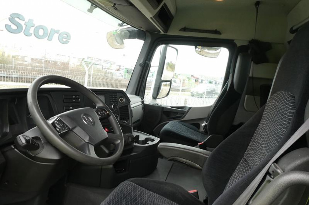 Kamion sa tovarnim sandukom, Kamion sa dizalicom MERCEDES-BENZ Antos 2543 L 6x2 Pritsche Heckkran: slika 7