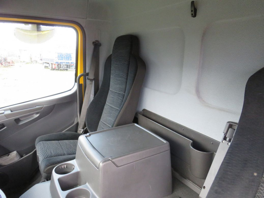 MERCEDES-BENZ Atego 1224 L  Pritsche LBW - Kamion sa ceradom: slika 2 MERCEDES-BENZ Atego 1224 L  Pritsche LBW - Kamion sa ceradom: slika 2