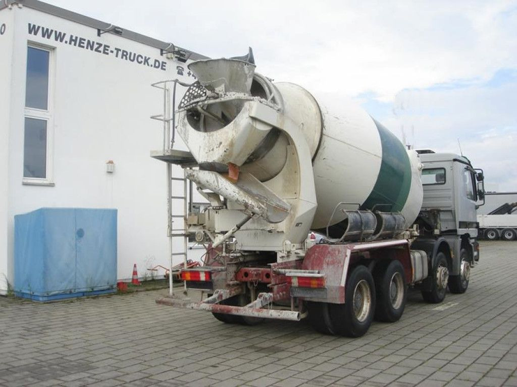Mercedes-Benz Actros 3235 B 8x4 Betonmischer Stetter 9m³ -Deut - Mikser za beton: slika 3 Mercedes-Benz Actros 3235 B 8x4 Betonmischer Stetter 9m³ -Deut - Mikser za beton: slika 3