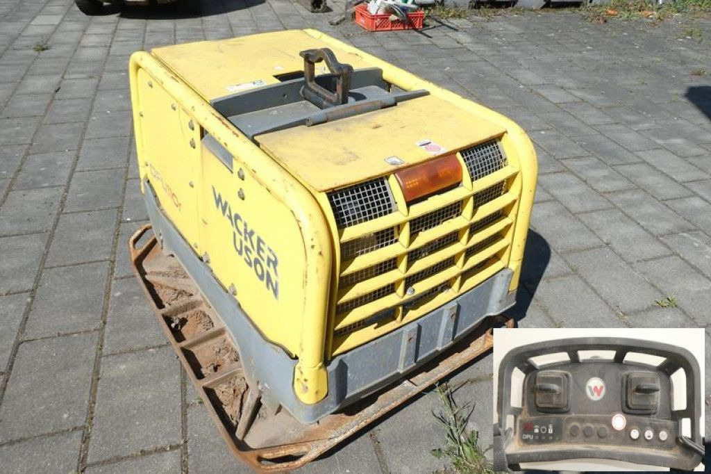 Wacker Rüttelplatte DPU 110rLem970 Baumaschine inkl. Fe - Vibraciona ploča: slika 1 Wacker Rüttelplatte DPU 110rLem970 Baumaschine inkl. Fe - Vibraciona ploča: slika 1