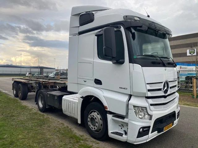 Mercedes-Benz Actros 1840 stream space cabine met spoilers zonneklep, apk gekeurd - Tegljač: slika 4 Mercedes-Benz Actros 1840 stream space cabine met spoilers zonneklep, apk gekeurd - Tegljač: slika 4