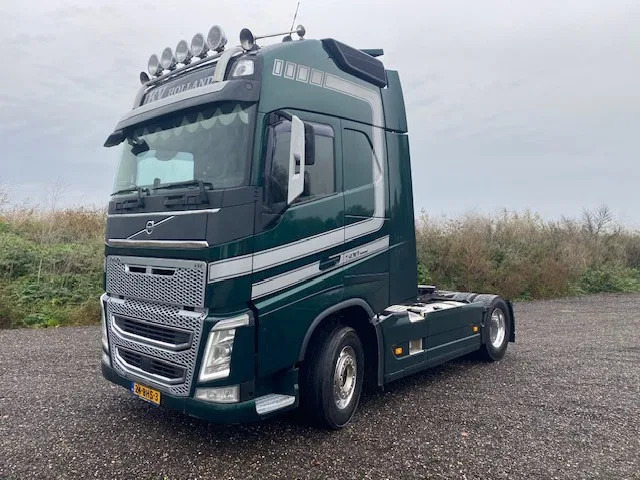Volvo FH 500 XL euro 6 full spoilered, 2 x tank, modeljaar 2017 - Tegljač: slika 1 Volvo FH 500 XL euro 6 full spoilered, 2 x tank, modeljaar 2017 - Tegljač: slika 1
