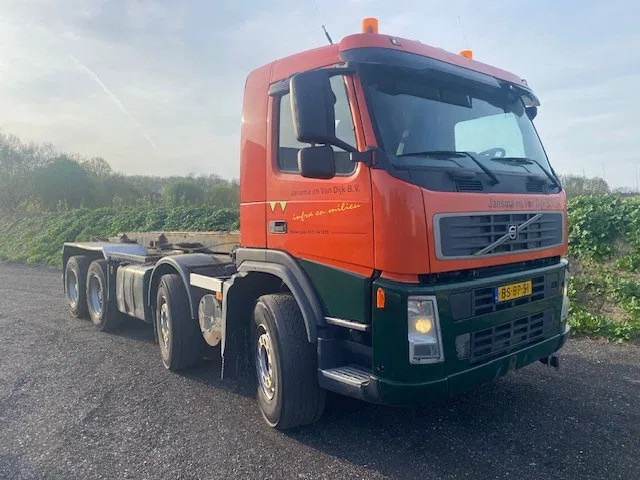 Volvo FM 440 8x4 ,containersysteem, handgeschakeld, luchtvering, naafreductie... - Kamion sa kablovskim sistemom: slika 2 Volvo FM 440 8x4 ,containersysteem, handgeschakeld, luchtvering, naafreductie... - Kamion sa kablovskim sistemom: slika 2