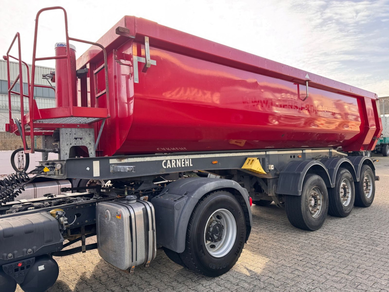 Carnehl CHKS /HH 24m³ HARDOX Stahlmulde Liftachse - Poluprikolica istovarivača: slika 4 Carnehl CHKS /HH 24m³ HARDOX Stahlmulde Liftachse - Poluprikolica istovarivača: slika 4