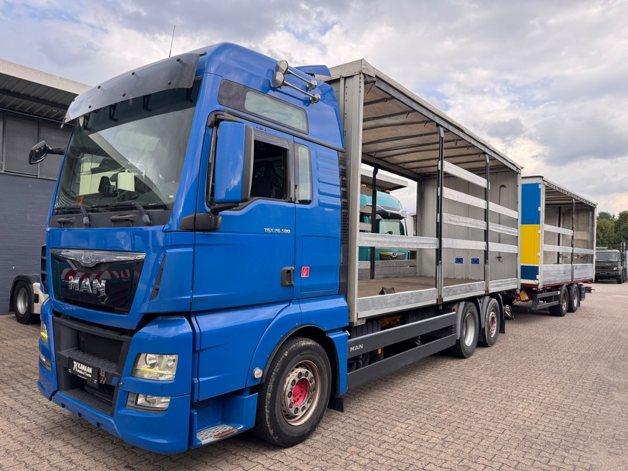MAN 26.500 TGX+Anh LBW Euro6 Lift/Lenkachse - Kamion sa ceradom: slika 2 MAN 26.500 TGX+Anh LBW Euro6 Lift/Lenkachse - Kamion sa ceradom: slika 2