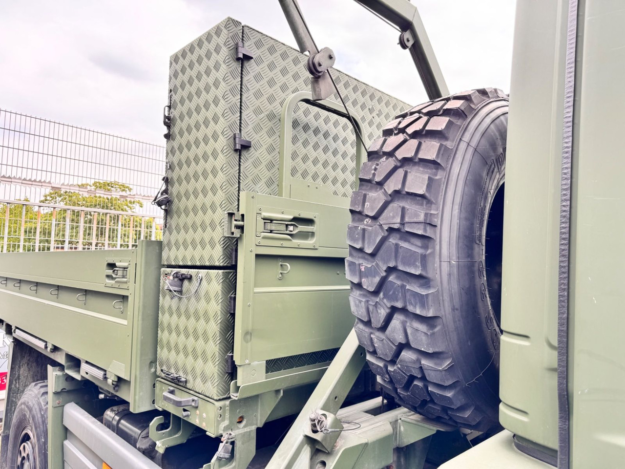 Dostavno vozilo sa otvorenom sandukom Mercedes-Benz 1018 Atego 4x4 Allrad Camper: slika 6 Dostavno vozilo sa otvorenom sandukom Mercedes-Benz 1018 Atego 4x4 Allrad Camper: slika 6