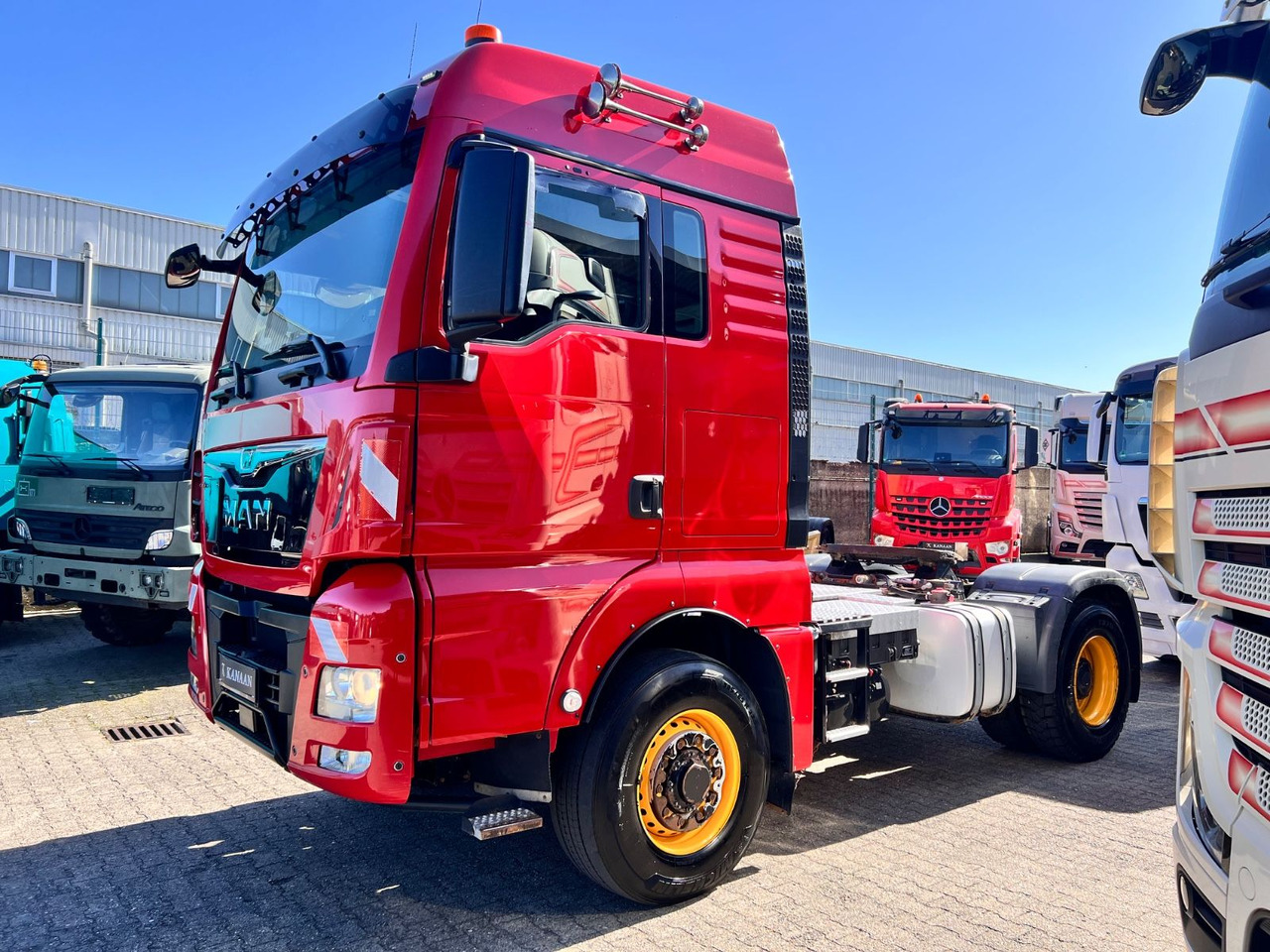 MAN TGX 18.510 XLX 4x4H BLS - HydroDrive TOP TÜV NEU - Tegljač: slika 2 MAN TGX 18.510 XLX 4x4H BLS - HydroDrive TOP TÜV NEU - Tegljač: slika 2
