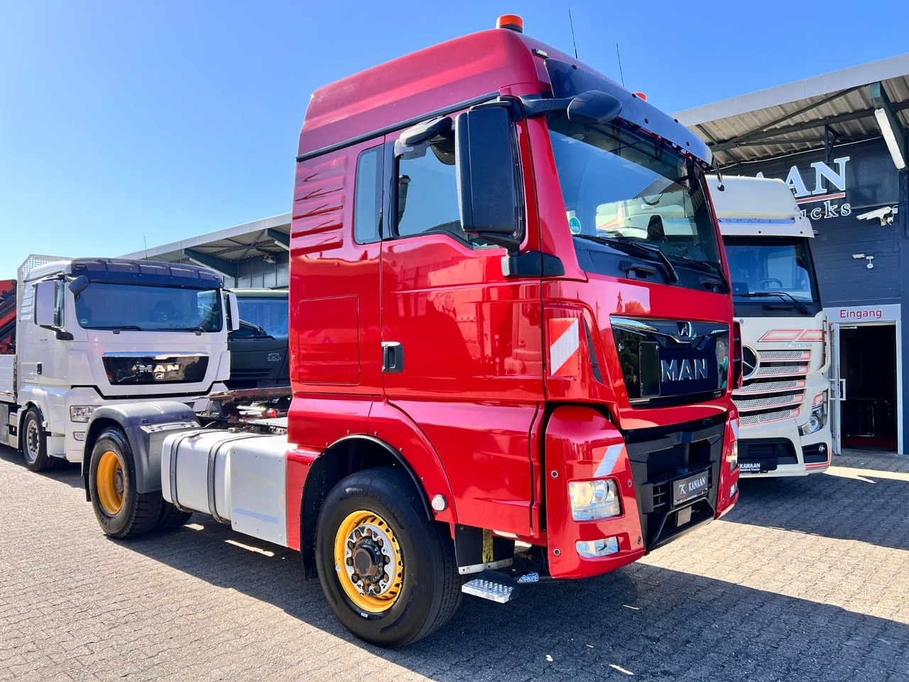 MAN TGX 18.510 XLX 4x4H BLS -Pritarder TOP TÜV NEU - Tegljač: slika 1 MAN TGX 18.510 XLX 4x4H BLS -Pritarder TOP TÜV NEU - Tegljač: slika 1