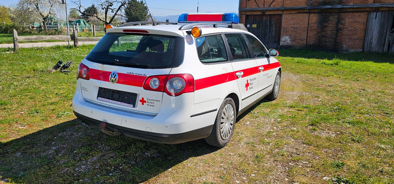 Volkswagen Allrad Feuerwehr Kommandowagen HVO KDOW ELW - Limuzina: slika 4 Volkswagen Allrad Feuerwehr Kommandowagen HVO KDOW ELW - Limuzina: slika 4