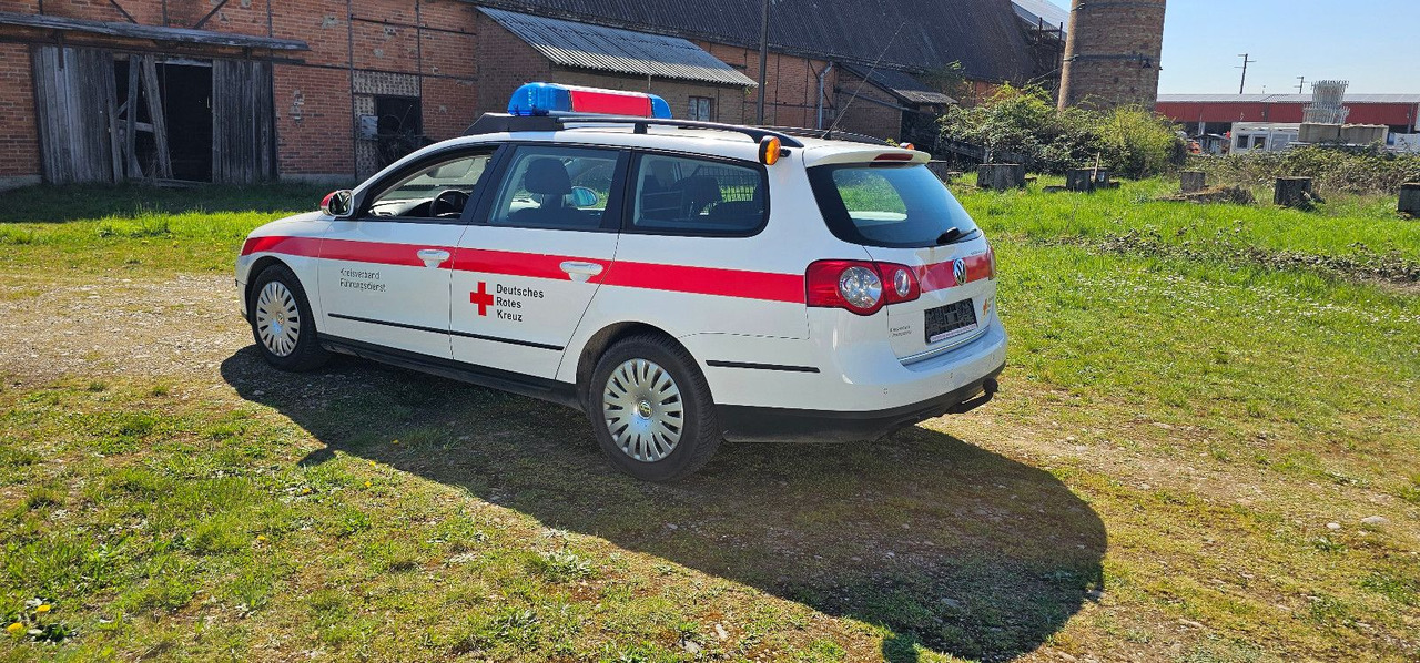 Volkswagen Allrad Feuerwehr Kommandowagen HVO KDOW ELW - Limuzina: slika 3 Volkswagen Allrad Feuerwehr Kommandowagen HVO KDOW ELW - Limuzina: slika 3