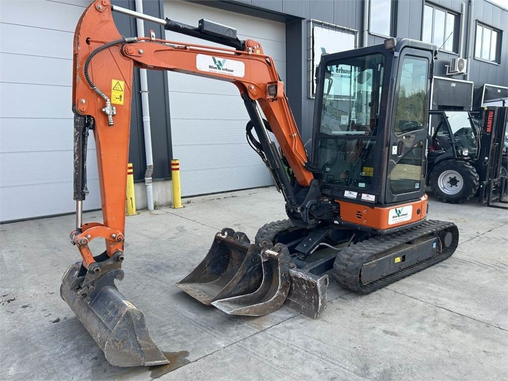 Hitachi ZX33U-6 (7740) - Mini bager: slika 2 Hitachi ZX33U-6 (7740) - Mini bager: slika 2