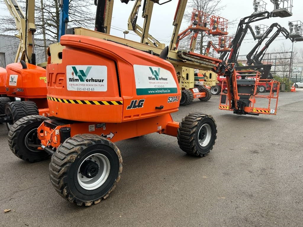 JLG 520 AJ - Zglobna platforma: slika 2 JLG 520 AJ - Zglobna platforma: slika 2
