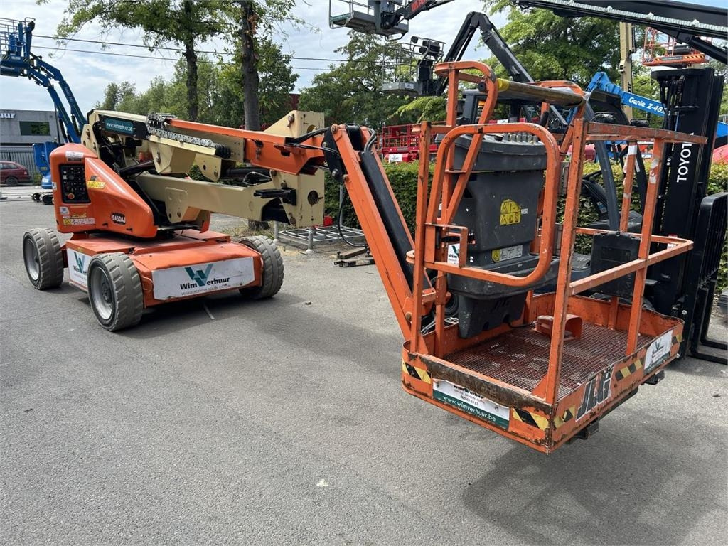 JLG E450AJ (2005) - Zglobna platforma: slika 1 JLG E450AJ (2005) - Zglobna platforma: slika 1