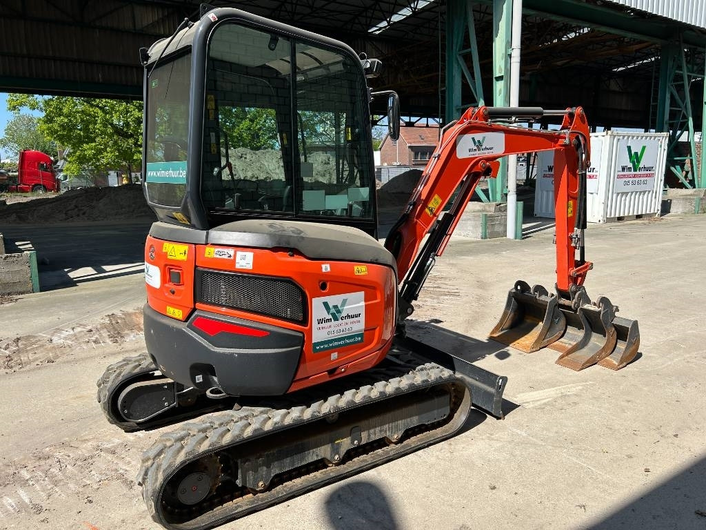 Kubota U 27-4 - Mini bager: slika 4 Kubota U 27-4 - Mini bager: slika 4