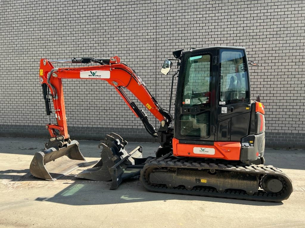 Kubota U 50 - Mini bager: slika 1 Kubota U 50 - Mini bager: slika 1