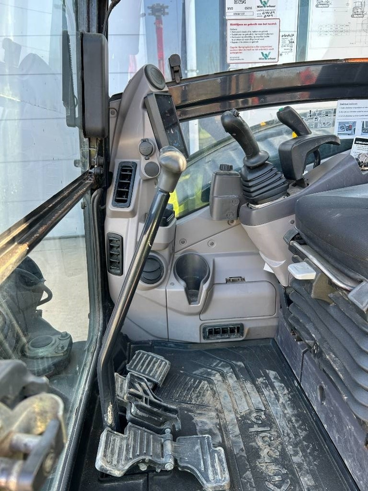 Mini bager Kubota U 50: slika 18